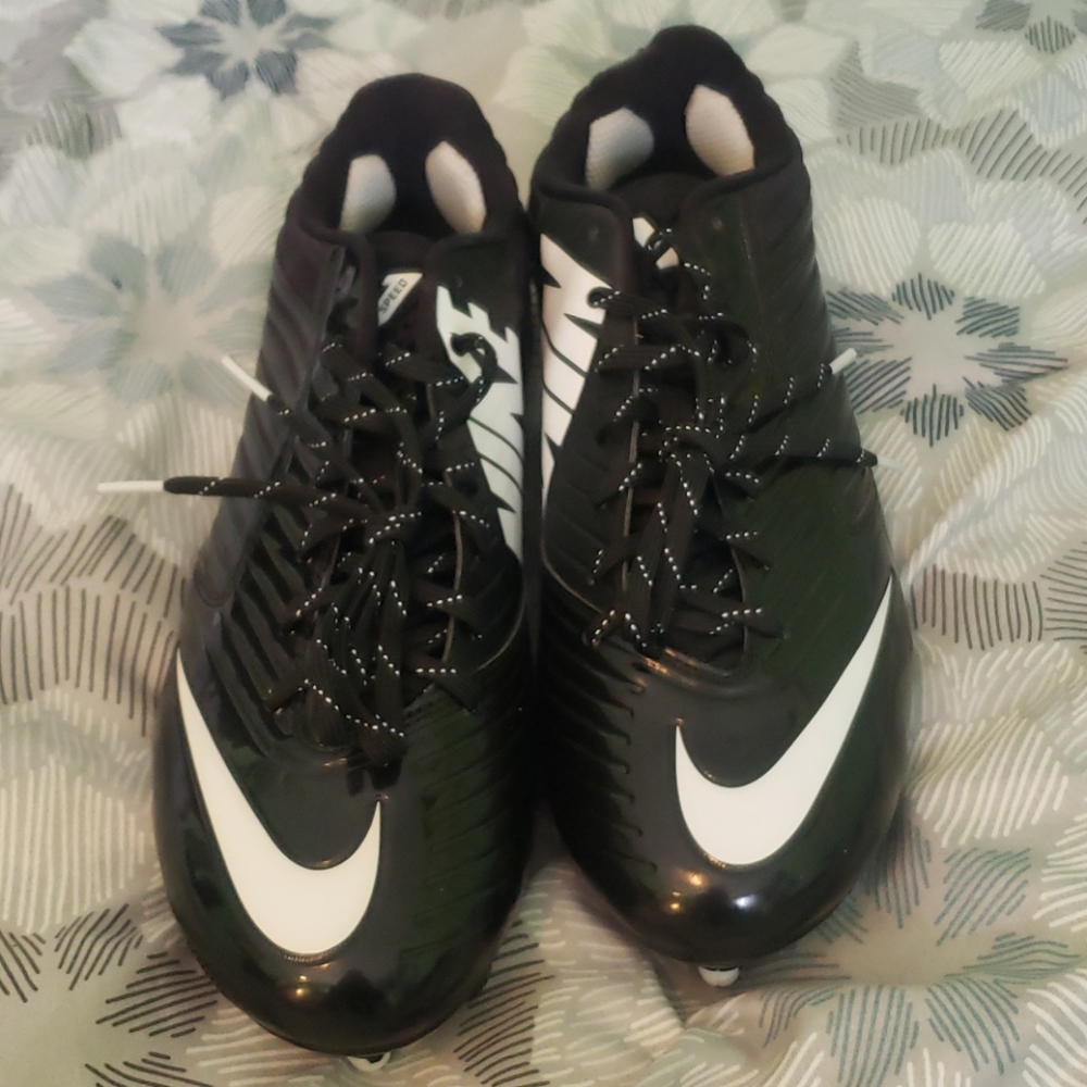 Nike Vapor Speed Soccer Cleats.